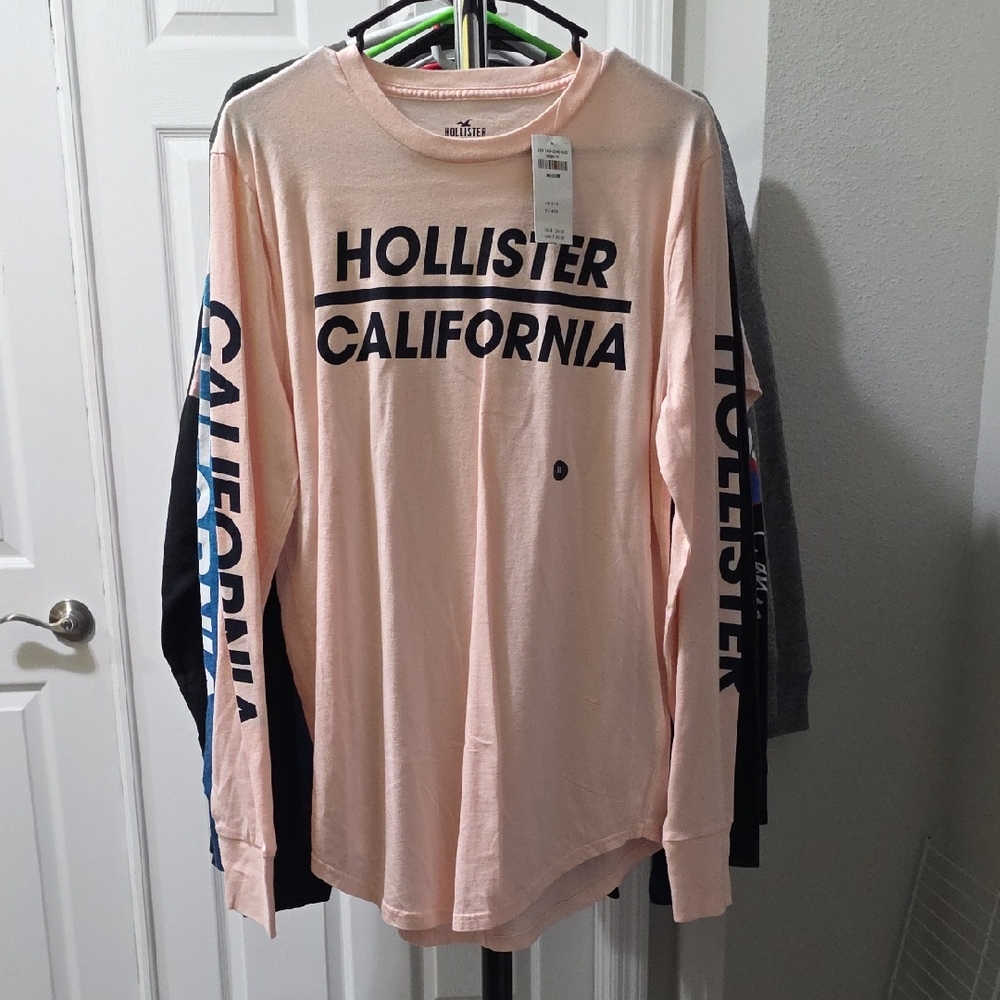 Hollister Men's Soft Pink Long Sleeve Tee